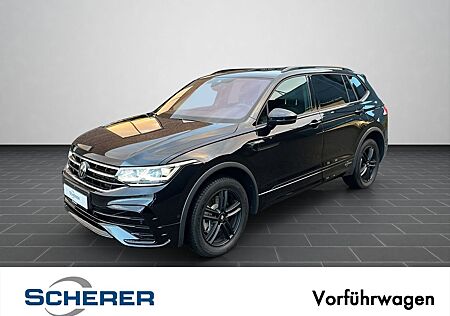 VW Tiguan Allspace Volkswagen R-Line 2,0 l TSI 4M/DSG//AHK/LED