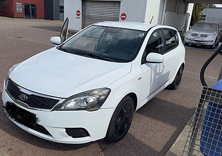 Kia Cee'd / Ceed 1.4 CVVT