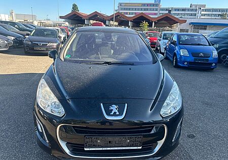 Peugeot 308 Access Panorama