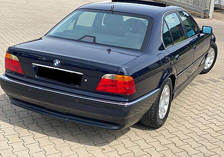 BMW 728i E38 Facelift 1Hand DoppelVerglasng Erstlack