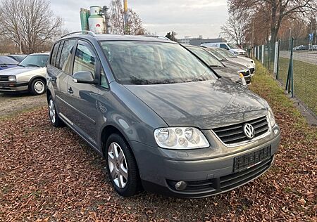 VW Touran Volkswagen 1.6 Fsi Highline Automatik