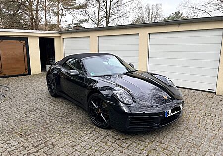 Porsche 992 Carrera Cabriolet Carrera