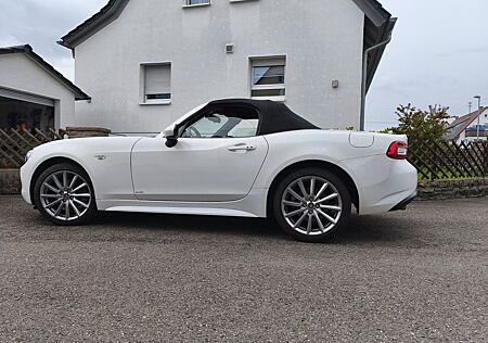Fiat 124 Spider