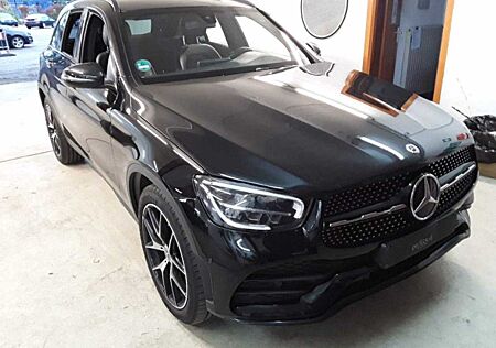 Mercedes-Benz GLC 220 4Matic*AMG-Line Night-Paket*AHK*LED*Navi