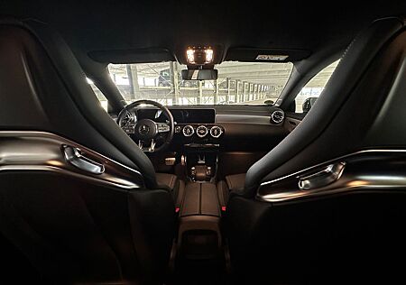 Mercedes-Benz CLA 35 AMG Blackline Edition - Erstb. - Werksgarantie 2026