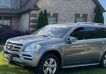 Mercedes-Benz GL 350 günstig abzugeben - geringe Laufleistung