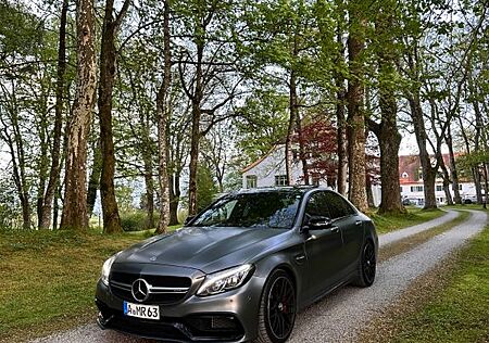 Mercedes-Benz C 63 AMG Mercedes-AMG C 63 S Mercedes-AMG S