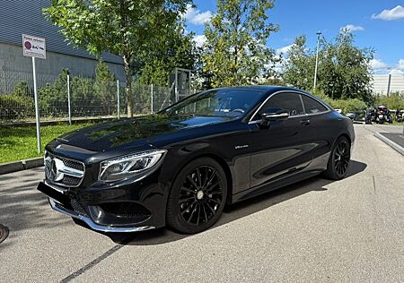 Mercedes-Benz S 500 4MATIC AMG Line Coupé AMG Line