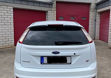 Ford Focus 2,5 ST ST