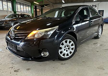 Toyota Avensis 1,8b