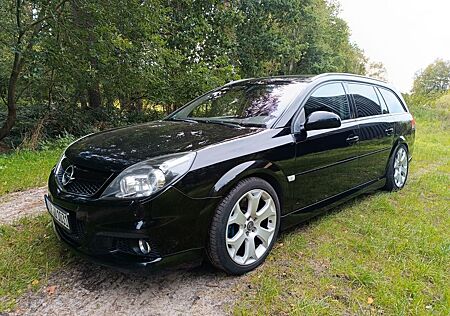 Opel Vectra Caravan 2.8 V6 Turbo 206kW OPC, fast Voll