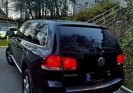 VW Touareg Volkswagen 2.5 R5 TDI Tiptronic Individual Indi...