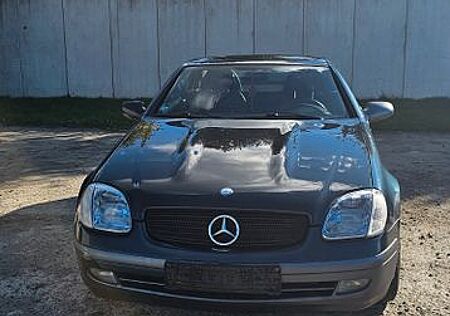 Mercedes-Benz SLK 200 Mercedes R170 | TÜV neu | viele Neuteile