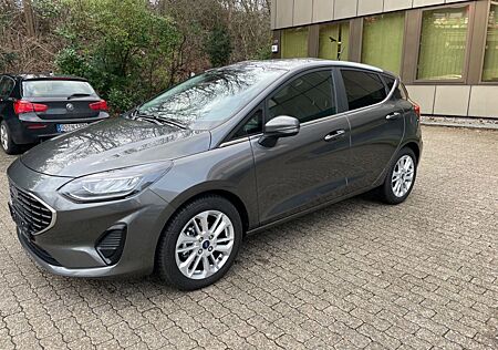 Ford Fiesta 1.0 Titanium 1 Hand Neuwagen Zustand