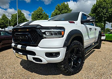 Dodge RAM Monster 4x4 Longbed / 3"Lift / Offroad /LED