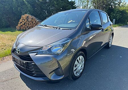 Toyota Yaris Basis