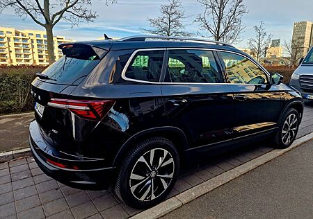 Skoda Karoq DSG 4x4 KeyGo Matrix Kamera Memory 18'