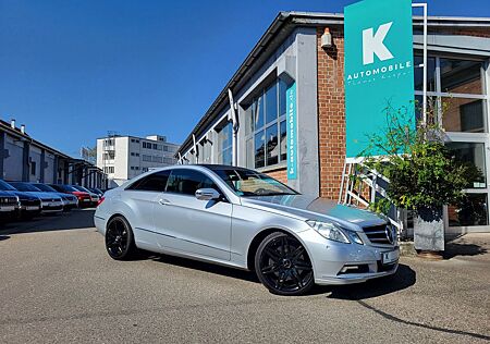 Mercedes-Benz E 500 Avantgarde **2.Hd*5.5 Ltr. V8*Navi**