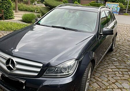 Mercedes-Benz C 220 BlueTEC T AVANTGARDE