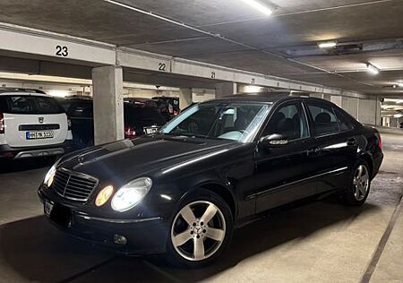 Mercedes-Benz E 320 V6 AVANTGARDE*XENON*MEMORY*H&K*TÜV 27*GSD