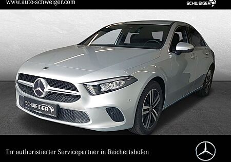 Mercedes-Benz A 200 Lim. Progressive LED Kamera MBUX Business