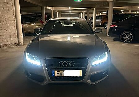 Audi A5 2.7 TDI (DPF) multitronic Ambientebeleuchtung