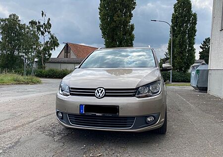 VW Touran Volkswagen 1.6 TDI LIFE BlueMotion Technology LI...