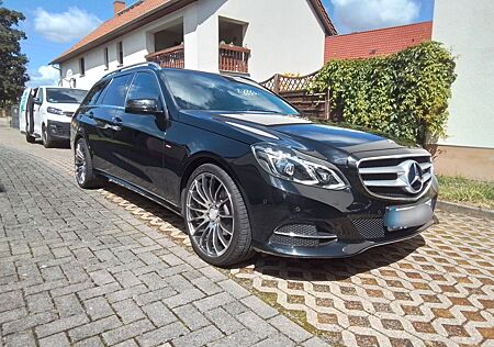 Mercedes-Benz E 200 T AVANTGARDE AVANTGARDE