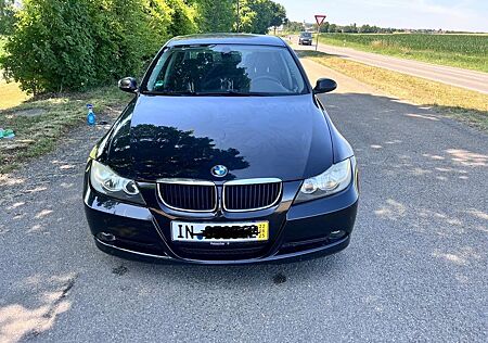 BMW 318 3ER REIHE - Limousine