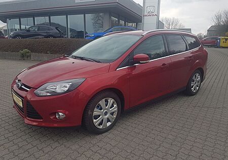 Ford Focus Turnier 1.6 Titanium 4 WKR AHZV BLUET
