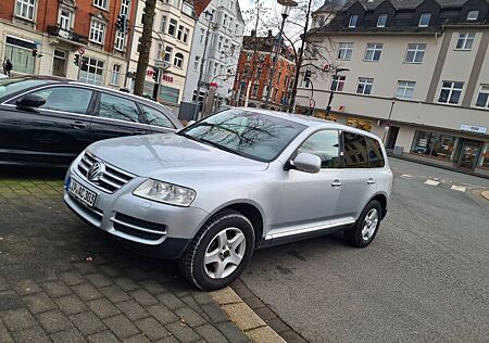 VW Touareg Volkswagen R5 TDI