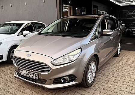 Ford S-Max Titanium AWD