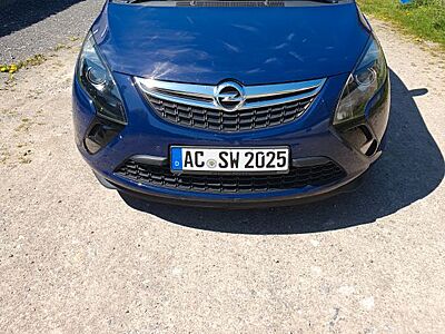 Opel Zafira Tourer 1.8 Active