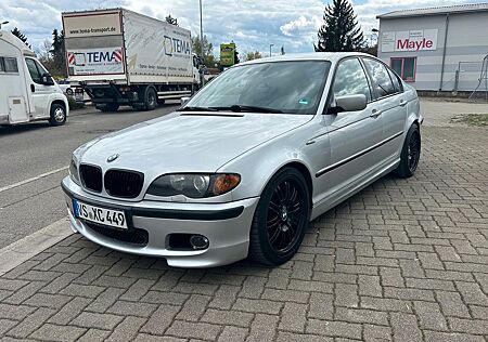 BMW 330i SMG M-PACKET.LEDER XENON EINPARKHILFE