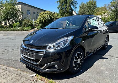 Peugeot 208 1.2 Style PureTech 82 Style/TOP-ZUSTAND