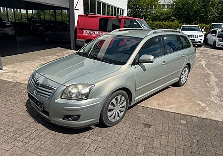 Toyota Avensis Kombi 1.8