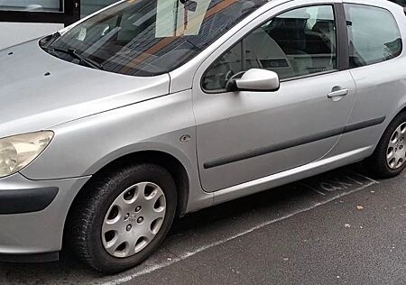 Peugeot 307 Presence 75 Presence