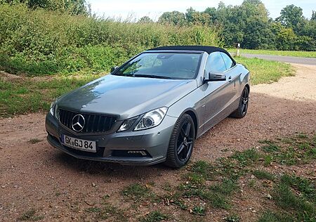 Mercedes-Benz E 200 Cabriolet BlueEFF. AVANTGARDE AV...