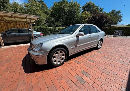 Mercedes-Benz C 200 KOMPRESSOR ELEGANCE Elegance sehr gepflegt