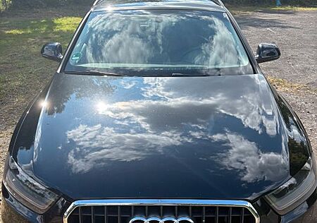 Audi Q3 1.4 TFSI - Keyless*Alu*Sitzhzg*Navi*Checkheft