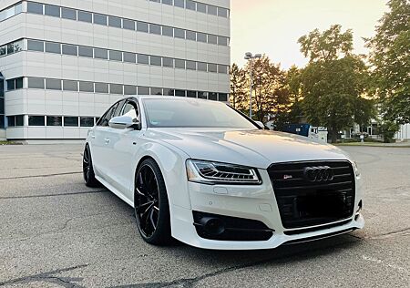 Audi S8 4.0 TFSI plus tiptronic quattro -