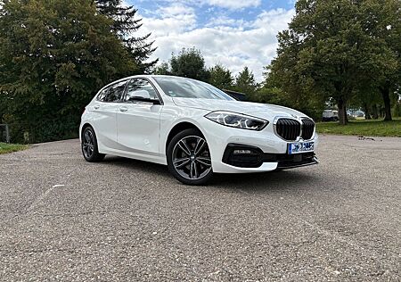 BMW 118i Sport-Line Automatik - Herstellergarant