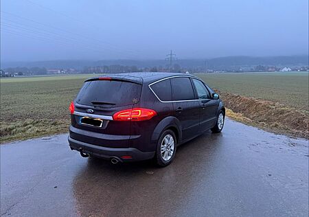 Ford S-Max 2,0 EcoBoost 149kW Titanium PowerShift...