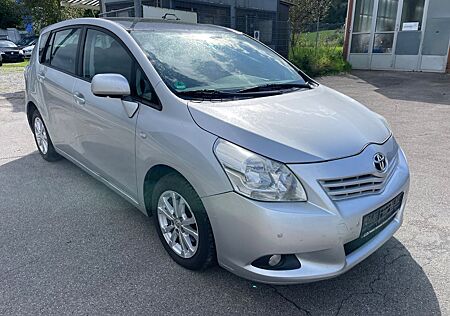 Toyota Verso 2.0l D-4D Life 7 Sitzer Panorama