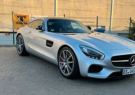 Mercedes-Benz AMG GT S 4.0 V8 S DCT S