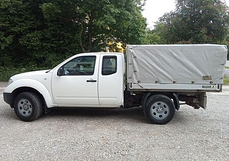 Nissan Navara 4x4 2.5 TDI Dreiseitenkipper