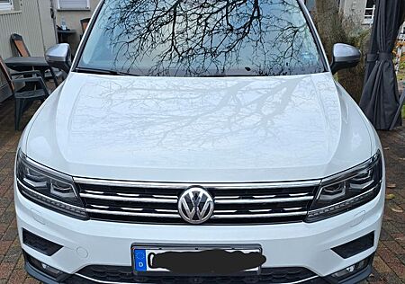 VW Tiguan Allspace Volkswagen 2.0 TDI DSG Panno 360 AHK ...