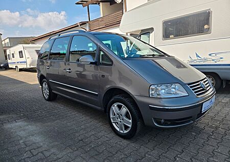 VW Sharan Volkswagen 2.0TDI Highline