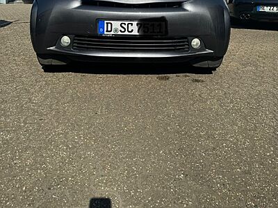 Toyota IQ + 1,33-l-Dual-VVT-i Multidrive +