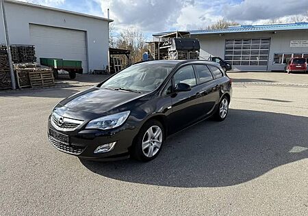 Opel Astra Sports Tourer 1.4 T Tüv & KD Neu *Garan...